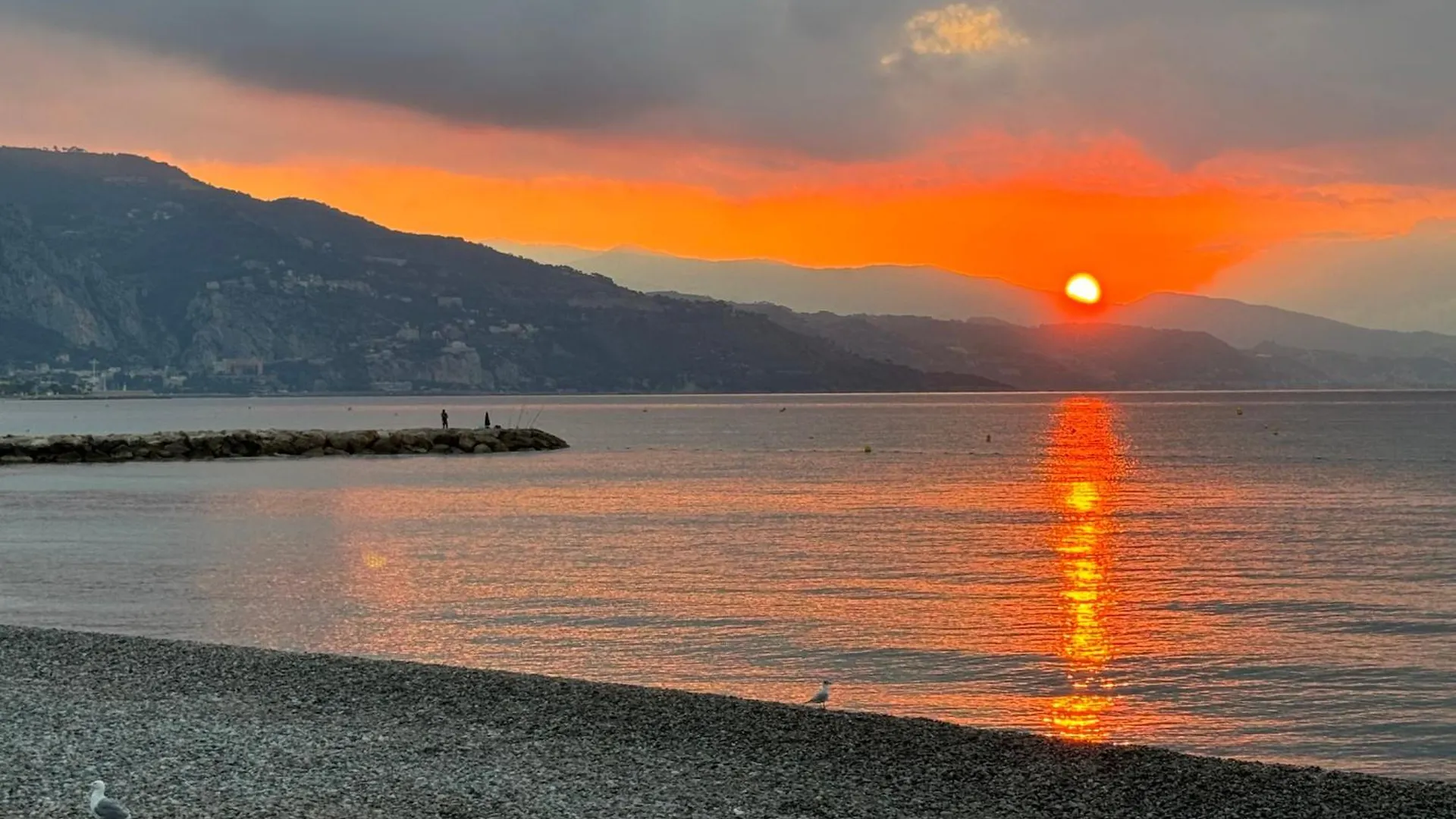 Joli Studio Bord De Mer Entre Menton Et Monaco Рокебрюн — Кап-Мартен Апартаменты Рокебрюн — Кап-Мартен